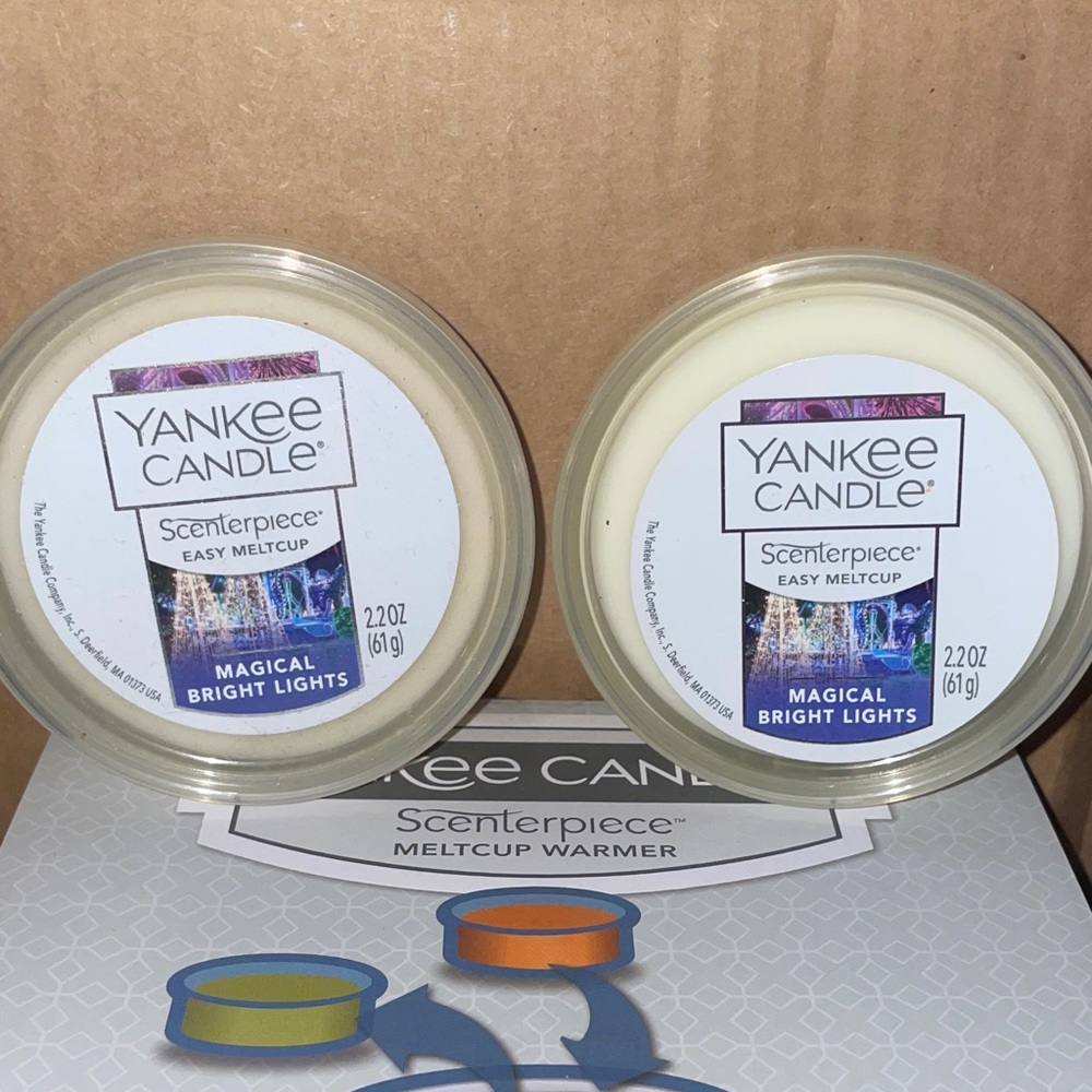 Yankee Candle Scenterpiece with (2) Magical Bright Lights meltcups (NIB) - Picture 2 of 4